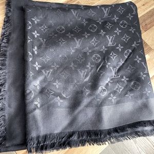 Louis Vuitton Monogram Shawl